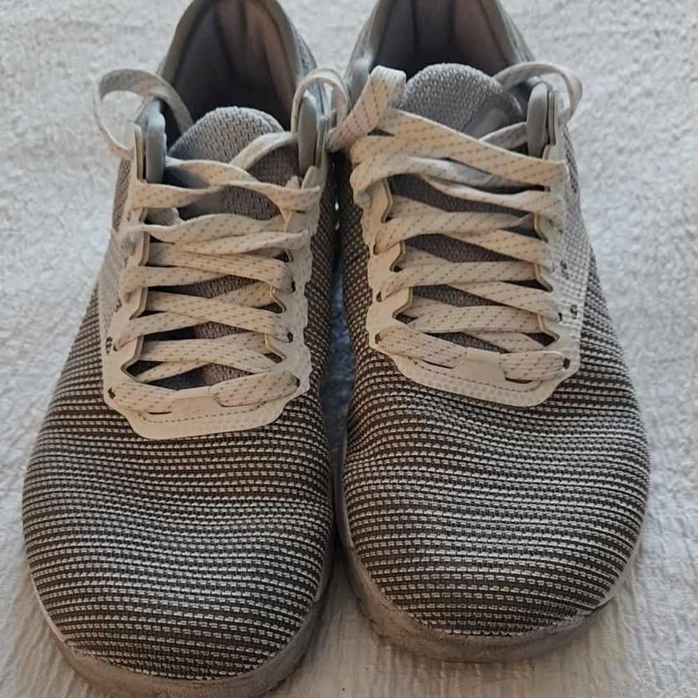 Reebok Gray and White Sneakers Modern Design